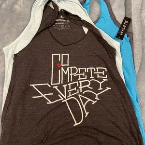 Lot of 4 workout tanks size large